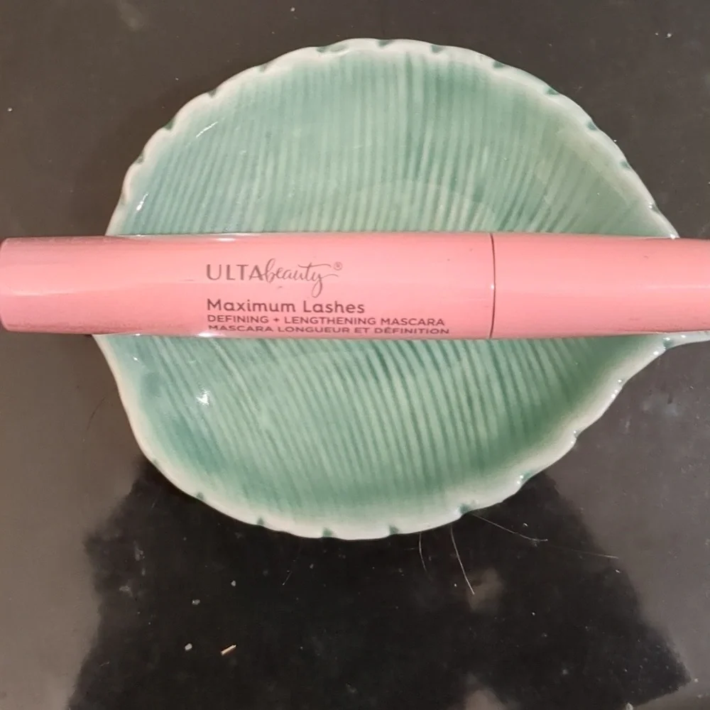 Defining & Lengthening Mascara